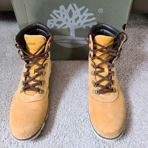 Timberland Women's Suede Boots size 10